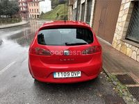 Usado Seat Leon Sport 105 CV (77 kW) 2006 Rojo Utilitario