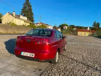 Usado Seat Cordoba Reference 100 CV (73 kW) 2005 Granate Berlina