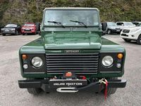 Usado Land Rover Defender 111 HP (81 kW) 1995 Verde SUV