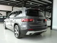 Usado Mercedes GLB200 150 CV (110 kW) 2021 Gris SUV