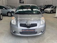 Usado Toyota Yaris Sol 87 CV (63 kW) 2008 Gris / plata Utilitario
