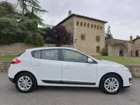 Usado Renault Mégane Expression 115 CV (84 kW) 2013 Blanco Berlina