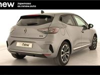Usado Renault Clio V Techno 145 CV (106 kW) 2025 Gris zinc Berlina