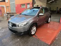 Usado Nissan Qashqai Premium Edition 110 CV (80 kW) 2011 Gris / plata SUV