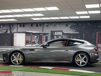 Usado Ferrari FF 661 CV (486 kW) 2012 Gris Familiar