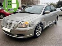 Usado Toyota Avensis Sol 129 CV (94 kW) 2006 Gris / plata Berlina