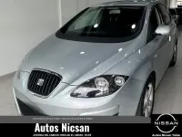 Usado Seat Altea Style 105 CV (77 kW) 2011 Gris / plata Monovolumen
