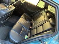 Usado Mercedes C220 Elegance 125 CV (91 kW) 2001 Azul Familiar