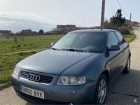 Usado Audi A3 Ambiente 110 CV (80 kW) 2002 Negro Utilitario