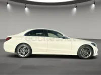 Używany Mercedes C200 160 KM (117 kW) 2019 Biały Sedan/Limuzyna