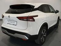 Usado Nissan Qashqai N-Connecta 140 CV (102 kW) 2024 Sapporo white (sólido) SUV