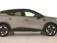 Usado Renault Captur Evolution 100 CV (73 kW) 2025 Gris SUV