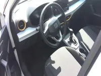 Usado Seat Arona Style 115 CV (84 kW) 2025 Blanco SUV