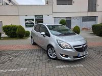 Usado Opel Meriva Excellence 140 CV (102 kW) 2017 Gris / plata Monovolumen