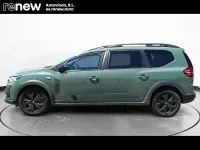 Usado Dacia Jogger Extreme 100 CV (73 kW) 2023 Verde Monovolumen