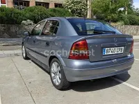Usado Opel Astra Enjoy 80 CV (58 kW) 2003 Gris / plata Berlina