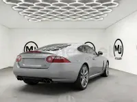 Usado Jaguar XKR 416 CV (305 kW) 2007 Gris / plata Coupe