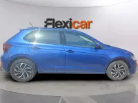 Usado VW Polo Life 95 CV (69 kW) 2022 Azul Utilitario