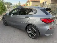 Usado BMW 118 150 CV (110 kW) 2022 Gris / plata Utilitario