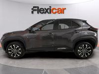 Usado Toyota Yaris Hybrid Active 116 CV (85 kW) 2024 Gris