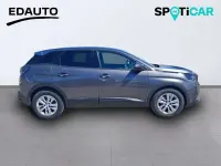 Usado Peugeot 3008 Access 131 CV (96 kW) 2020 Gris SUV