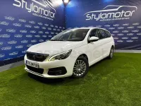 Usado Peugeot 308 SW Active 130 CV (95 kW) 2021 Blanco Familiar
