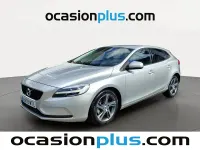 Usado Volvo V40 Momentum 120 CV (88 kW) 2018 Gris plata Utilitario