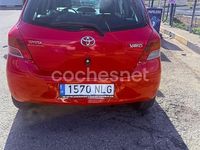 Usado Toyota Yaris 101 CV (74 kW) 2009 Rojo Utilitario