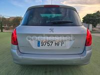 Usado Peugeot 308 SW Sportium 120 CV (88 kW) 2011 Gris / plata Familiar