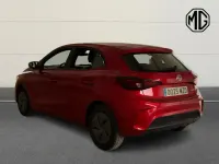 Usado MG MG3 116 CV (85 kW) 2025 Rojo Utilitario