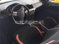 Usado Opel Astra GTC Sport 120 CV (88 kW) 2007 Negro Berlina