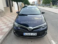 Usado Toyota Auris Active 90 CV (66 kW) 2016 Negro Berlina