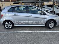 Usado Mercedes B180 109 CV (80 kW) 2007 Gris / plata Monovolumen