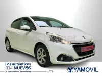 Usado Peugeot 208 Active 82 CV (60 kW) 2015 Blanco Utilitario