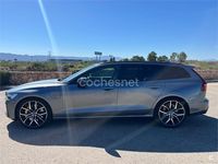 Usado Volvo V60 405 CV (297 kW) 2020 Gris / plata Familiar