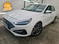Usado Hyundai i30 120 CV (88 kW) 2023 Blanco Utilitario