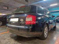 Usado Audi A4 130 CV (95 kW) 2004 Azul Familiar