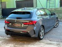 Usado BMW 118 M Sport 136 CV (100 kW) 2021 Gris / plata Utilitario