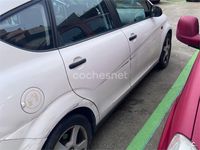 Usado Seat Altea XL Reference 105 CV (77 kW) 2008 Blanco Monovolumen