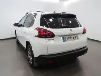 Usado Peugeot 2008 Style 82 CV (60 kW) 2018 Blanco SUV