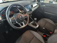 Usado Renault Captur Equilibre 90 CV (66 kW) 2023 Gris / plata SUV