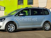 Usado VW Touran Advance 105 CV (77 kW) 2015 Etiqueta c (verde) Monovolumen