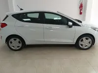 Usado Ford Fiesta Trend 75 CV (55 kW) 2020 Blanco Utilitario