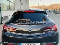 Usado Opel Astra GTC Sportive 165 CV (121 kW) 2012 Negro Berlina