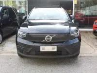 Usado Volvo XC40 Core 172 kW (234 CV) 2023 Negro SUV