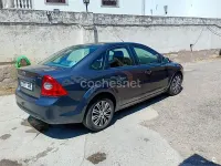 Usado Ford Focus Trend 90 CV (66 kW) 2009 Azul Berlina