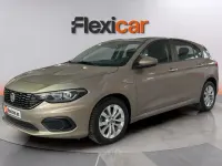 Usado Fiat Tipo Easy 95 CV (69 kW) 2018 Marrón Berlina