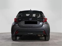 Usado Toyota Yaris Hybrid Active 116 CV (85 kW) 2024 Gris grafito Berlina