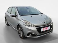 Usado Peugeot 208 Signature Sky 110 CV (80 kW) 2018 Utilitario