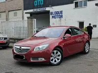 Usado Opel Insignia Edition 160 CV (117 kW) 2010 Granate Berlina